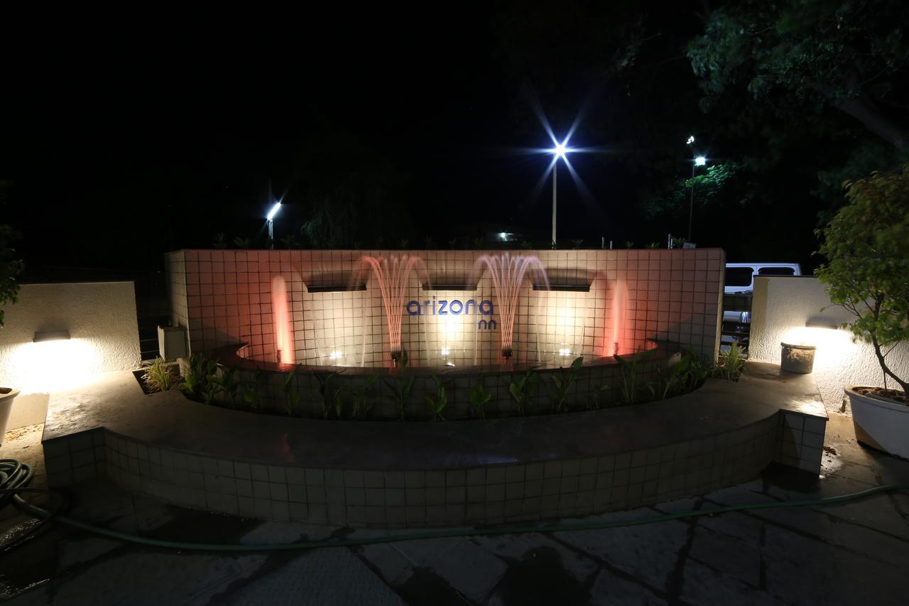 Hotel Arizona Inn Anand Ngoại thất bức ảnh